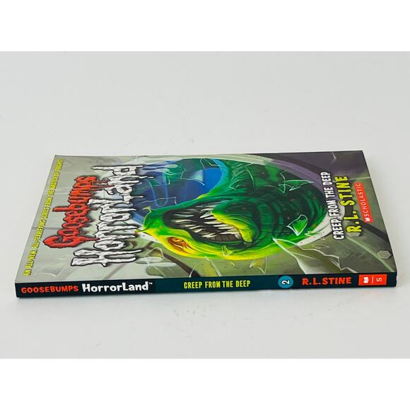 Goosebumps HorrorLand #2: Creep From the Deep Paperback Book by R. L. Stine 2008 - Picture 7 of 7